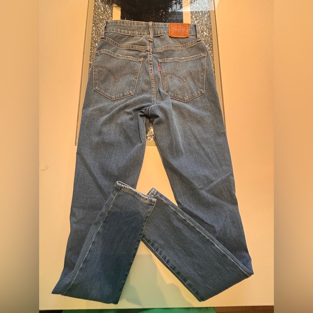 Levi's “721 High Rise Skinny” Women's Jeans in Classic Blue Size 25